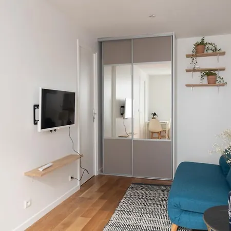 Quiet And Refurbished Nest Near Montmartre